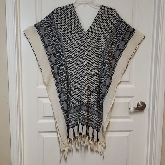 VINCE CAMUTO COVER UP - Picture 9 of 10